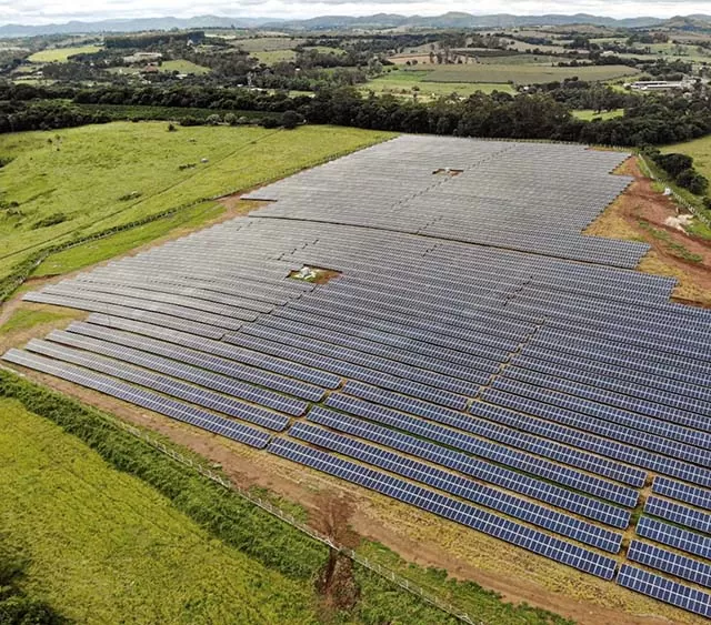 Pela primeira vez, energia solar no Brasil supera hidrelétrica de